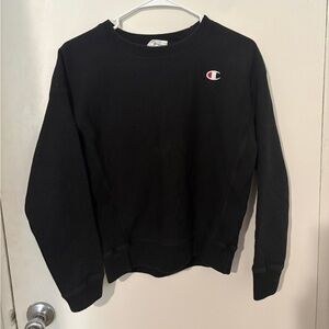 Champion Women's Classic Black Crewneck Sweater
